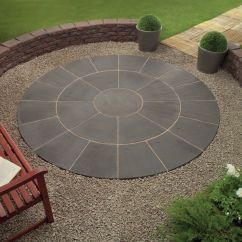 Deco-Pak Oxford Twilight Circle Paving Kit 2.4m image Hometown Design, Round Pavers, Firepit Seating, Circle Patio, Outdoor Patio Pavers, Diy Patio Pavers, Kerb Appeal, Paver Designs, Brick Patio