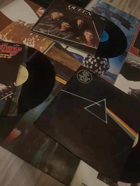 pink floyd, queen, bob marley, led zeppelin, bon jovi, black sabbath, depeche mode Bon Jovi Vinyl, Rock Fan Aesthetic, Black Sabbath Aesthetic, Bon Jovi Aesthetic, Queen Aesthetic Band, Led Zeppelin Aesthetic, Queen Band Aesthetic, Pink Floyd Aesthetic, Led Zeppelin Vinyl