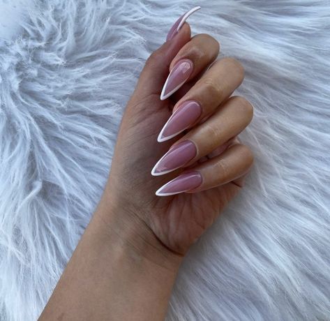 Birthday Nails Oval, Oval Shaped French Tip Nails, French Nails Oval, Oval French Nails, Girl Maintenance, Long French Tip Nails, Elegant Touch Nails, Birthday 2023, 2023 Nails