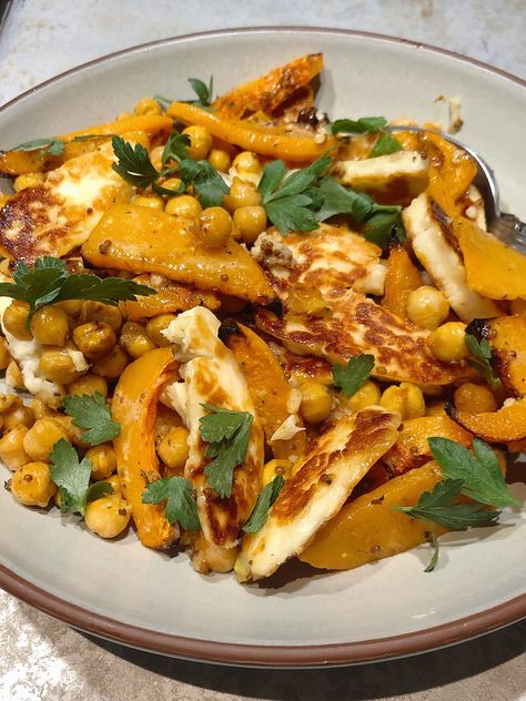 Halloumi Recipes, Mediterranean Dinner, Honey Dress, Gf Dinner, Creamy Honey, Honey Dressing, Grilled Halloumi, Large Oven, Roasted Butternut Squash