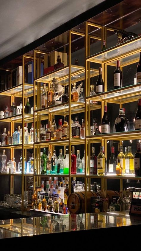 Cool Bar Signs, Bar Display Design, Bar Glass Rack, Back Bar Design, Home Wet Bar, Home Bar Rooms, Bar Shelves, Bar Interior Design, Bar Shelf