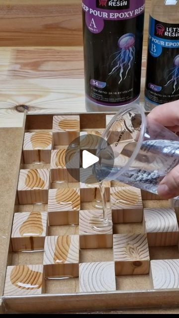 Epoxy Resin Barnwood Table, Diy Epoxy Table How To Make, Epoxy Furniture Diy, Epoxy Resin And Wood Crafts, Diy Epoxy Crafts, How To Make Epoxy Resin, Epoxy Resin Charcuterie Boards Diy, Epoxy Desk Top Diy, Epoxy Resin How To