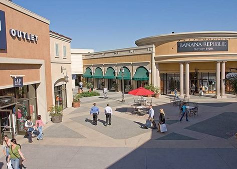 Las Americas Premium Outlets San Diego Shopping, Business Architecture, Outlet Mall, San Ysidro, San Diego Travel, Premium Outlets, Downtown San Diego, Information Center, Retail Outlet