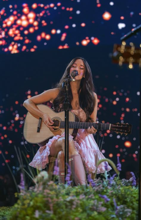 Kacey Core, Kacy Musgraves, Kacey Musgraves Aesthetic, Kacey Musgraves Concert, Kaylee Core, Well Aesthetic, Aesthetic Pictures Quotes, Chicago Instagram, Fairy Woman