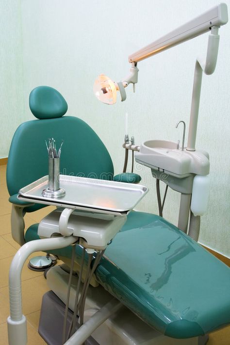 Workplace Office Decorating Ideas, Asian Style Bedrooms, Dentist Chair, Dental Offices, Living Room Tv Unit, Dentist Office, Cleaning Items, Workplace Design, Dental Office