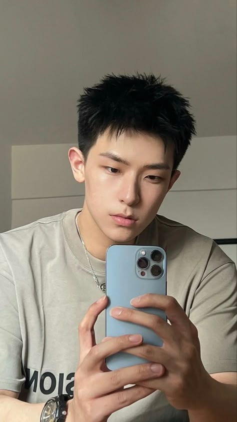 Short Haircut Asian Men, Jerry Big Mouth, Chinese Men Hairstyle, Short Quiff Hairstyles Men, Haircut For Big Head, Mingyu Short Hair, Short Asian Haircut Men, Short Asian Hair, Asian Men Hairstyle Short