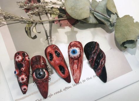 Silence Of The Lambs Nails, Gore Nails Art, Gross Nails, Gory Nails, Gore Nails, Kitsch Nails, Creepy Nails, Horror Nails, Holloween Nails