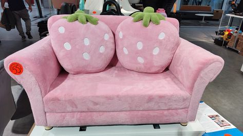 Strawberry Couch, Strawberry Items, Mini Couch, Birthday Babe, Birthday Inspo, Pink Bedrooms, Children Toys, Kawaii Room, Pink Bedroom