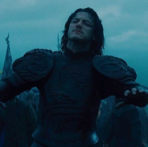 Dracula Untold Vlad, Van Helsing Dracula, Luke Evans Dracula, Fic Ideas, Clue Board, Vlad Tepes, Dracula Untold, Vampire Queen, Count Dracula