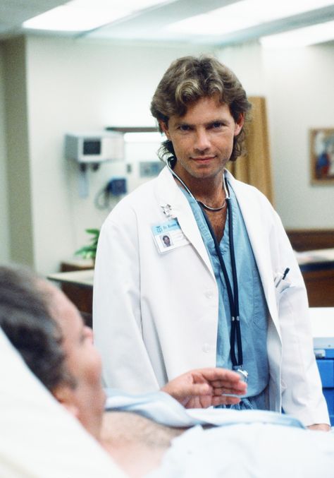 St Elsewhere, Bruce Greenwood, Mark Harmon, Silent Movie, Favorite Tv Shows, It Cast, Tv