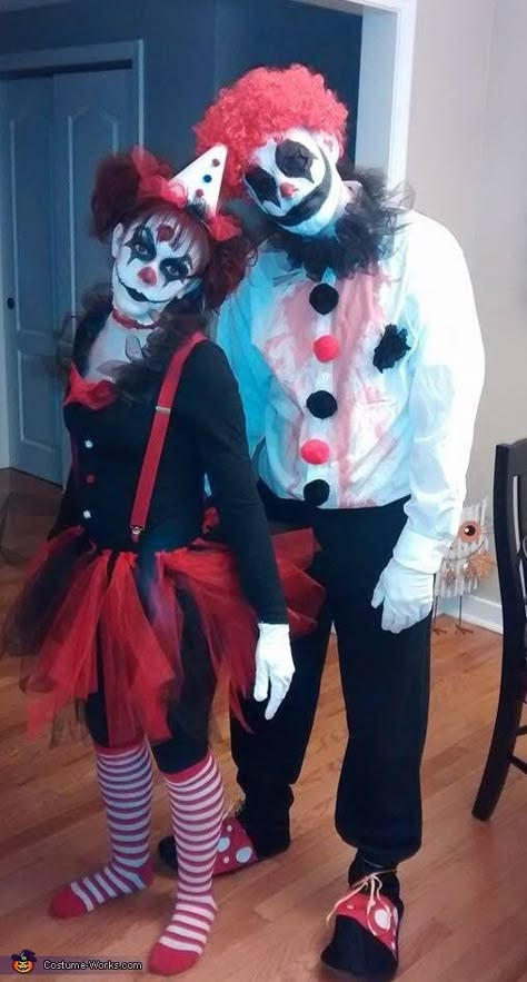 Brittany: My boyfriend and I as evil clowns. Outfits were both homemade. I made my hat out of card stock, tulle, and Pom poms. Bow tie is made of felt and... Clown Couple, Scary Couples Halloween Costumes, Halloween Costume Couple, Scary Clown Costume, Clown Costumes, Makeup Clown, Meme Costume, Halloween Makeup Clown, Halloween Make-up Looks