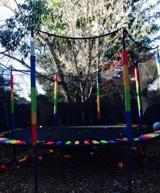 Rainbow Trampoline ?? Using Only Pool Noodles : 4 Steps - Instructables Outdoor Trampoline, Backyard Trampoline, Backyard Diy, Natural Playground, Pool Noodles, Jetski, Backyard Diy Projects, Trampolines, Ideas Vintage