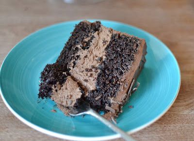 Miranda's Recipes: Hershey's Chocolate Cake with a Mousse Filling Chocolate Mousse Filling Recipe, Hersheys Chocolate Cake Recipe, Chocolate Filling For Cake, Chocolate Mousse Cake Filling, Hershey Chocolate Cakes, Hersheys Chocolate, Mousse Filling, Cake Filling Recipes, Cake Filling