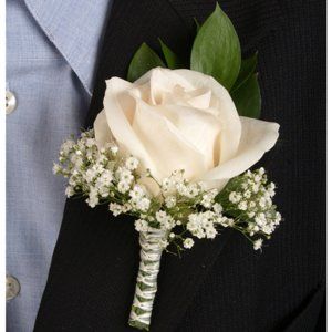 boutonniere- I like that the stem is a part of the design similar to a bouquet and not boring green floral tape Peach Boutonniere, Rose Boutonniere, Corsage And Boutonniere, Prom Flowers, Ivory Roses, Corsage Wedding, Boutonniere Wedding, Wrist Corsage, Peach Roses