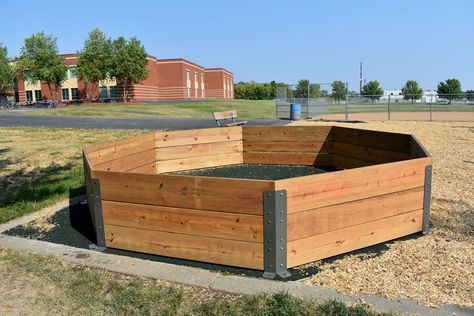 The 5 Key Pieces to Your Gaga Ball Pit Plans - SafetyFirst Ga Ga Ball Pit Diy, Diy Gaga Ball Pit Portable, Gaga Ball Pit Plans, Gaga Ball Pit Diy, Diy Gaga Ball Pit, Gaga Pit, Diy Ball Pit, Gaga Ball Pits, Gaga Ball