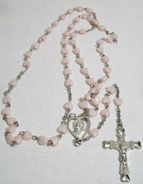 Vocaloid Webcore, Coquette Tumblr, Pink Gyaru, Pink Rosary, Light Pink Heart, Prayer Catholic, Jewelry Accessories Ideas, Pink Girly Things, End It