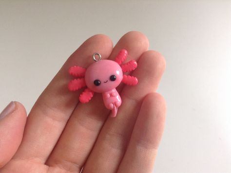 Clay Crafts Axolotl, Axolotl Clay, Porcelana Fria Ideas, Clay Axolotl, Polymer Clay Figures, Clay Diy Projects, Polymer Clay Diy, Polymer Clay Animals, Cute Polymer Clay