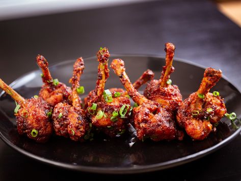 Chicken Lollipop / Drums of Heaven—detailed recipe with video | Bong Eats recipe Drums Of Heaven, Make Lollipops, 12 Drummers Drumming, Siracha Sauce, Chicken Starter, Green Chilli Sauce, Chicken Lollipop, Cold Kitchen, Drummers Drumming