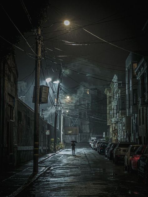 Dark Rainy Night, Iphone Pic, Dark Alley, Abandoned City, Rainy City, Black And White Picture Wall, Dark City, Cyberpunk City, Rainy Night