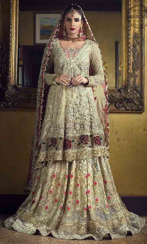 Latest design of peplum with lehenga style Pakistani bridal dress in red and golden color combinations 2018 Orang India, Pakistani Bridal Lehenga, Wedding Dress Brands, Red Bridal Dress, Asian Bridal Dresses, Bridal Dresses Pakistan, Gaun Fashion, Pakistani Wedding Dress, Bridal Dress Fashion