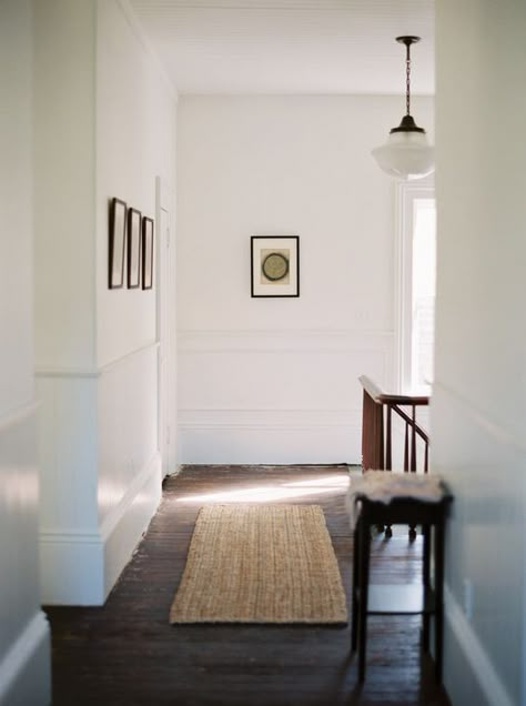 Minimalism Living, Hallway Light, Entrance Way, Space Gallery, Bar Interior, Modern Country, Vintage Modern, Interior Design Inspiration, Home Fashion