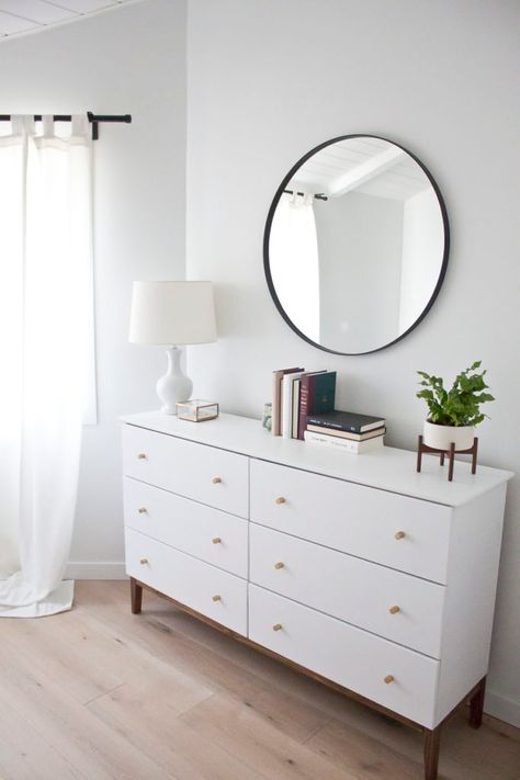 Modern White Dresser: A West Elm Inspired Ikea Hack - Kristina Lynne Bedroom Dresser Styling, Dresser Styling, Dresser Decor Bedroom, Ideas Ikea, White Dresser, Bedroom Dresser, Trendy Bedroom, Dresser Decor, Bedroom Dressers