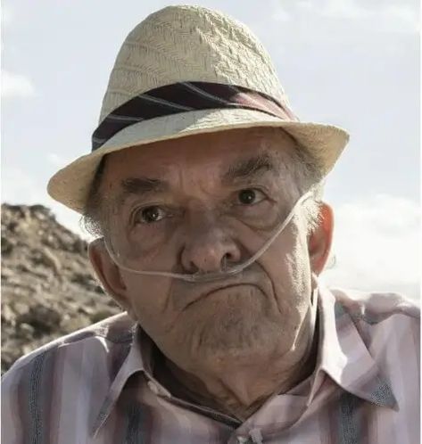 Hector Salamanca Wallpaper, Don Hector Salamanca, Hector Breaking Bad, Tuco Salamanca, Breaking Bad Costume, Hector Salamanca, Ra Themes, Bad Dresses, Costume Guide