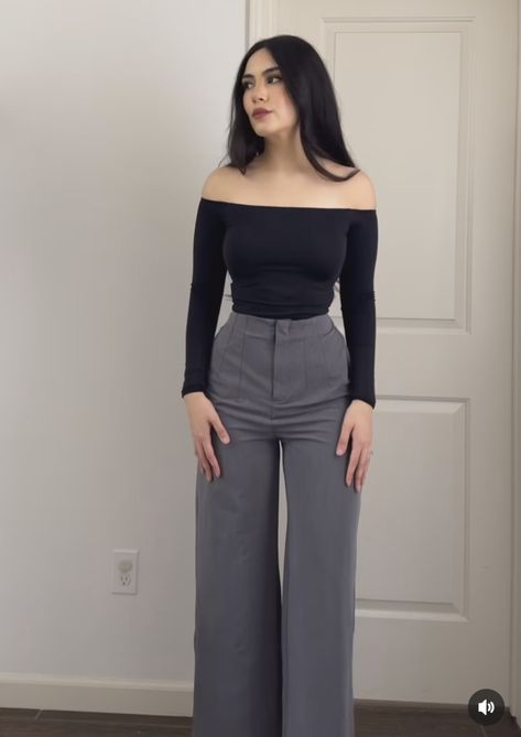 Black Semi Formal Outfits For Women, Semi Formal Pants, Semi Formal Mujer, Semi Formal Outfits For Women, Modest Dresses Casual, Stylish Work Attire, Corporate Outfits, Everyday Fashion Outfits, Casual Day Outfits