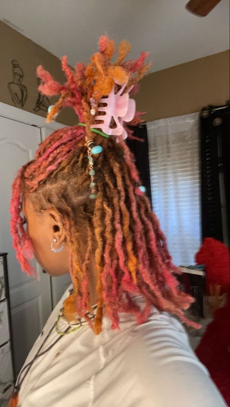 Colored Hair Styles For Black Women, Pink And Blond Locs, Strawberry Shortcake Locs, Cool Loc Hairstyles, Mixed Color Locs, Loc Color Combo Ideas, Orange And Pink Locs, Color Combos For Locs, Honey Blonde And Pink Locs