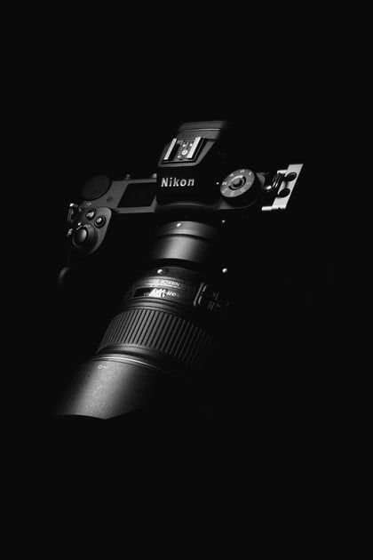 Cameras For Photography, Nikon Mirrorless, Camera Lover, Gadget Tecnologici, Nikon Dslr Camera, Nikon Digital Camera, Camera Wallpaper, Best Dslr, Amoled Wallpapers