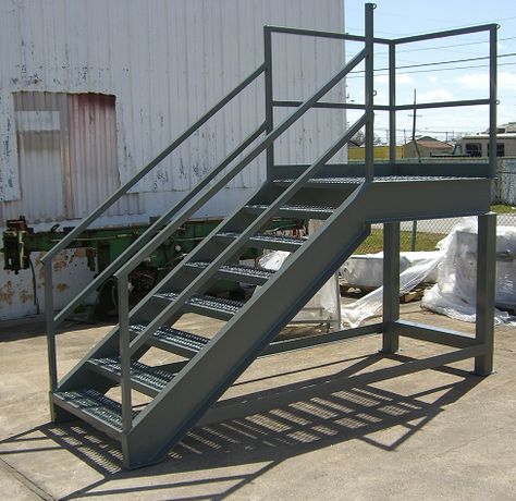 Industrial Steel Ladder is a vital piece of stuff in different associations and gathering settings. Stair Design Architecture, Stepping Stool, Rustic Staircase, House Plans South Africa, Exterior Door Designs, Staircase Outdoor, Stair Ladder, Ladder Design, Staircase Handrail