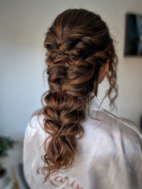 Boho. Trenza. Novia. Bridal Braid With Flowers, Boho Ponytail Hairstyles, Wedding Updo With Braid, Bride Braided Hairstyles, Bridal Braids For Long Hair, Braid Hairstyles Wedding, Braided Bridal Hair, Braid Wedding Hair, Fishtail Braid Wedding