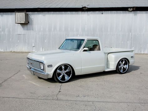 1970 Chevy C10, Chevy Cheyenne, 72 C10, C10 Stepside, Classic Trucks Magazine, Slammed Trucks, E90 Bmw, Chevy Stepside, 72 Chevy Truck