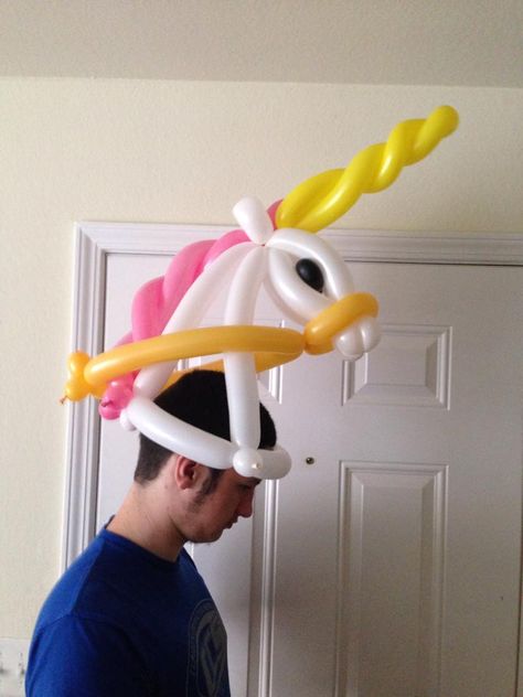 unicorn hat                                                                                                                                                                                 More Balloon Hats, Baloon Art, Balloon Hat, Twisting Balloons, Deco Ballon, Balloon Toys, Unicorn Hat, Balloon Modelling, Hat Art