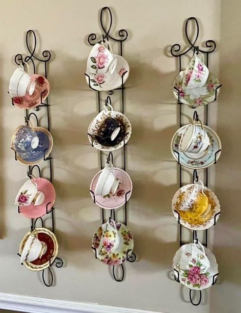 Uses For Tea Cups And Saucers, Teacup Display Ideas, Tea Cup Display Ideas, Teacup Storage, Dragonfly House, Tea Set Display, Tea Cup Decor, Tea Room Decor, Tea Cup Display