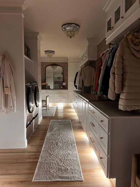 Check out this photo from mallorynikolaushome Closet Ideas Luxury, Future House Ideas, Master Closet Ideas, Pantry Closet Design, Smart Closet, Chic Organization, Closet Bathroom, Sensor Lights, Barn Style House Plans