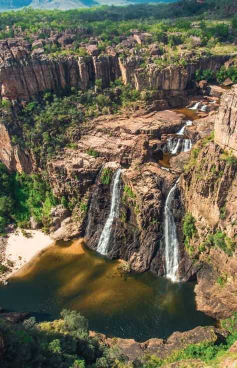 Litchfield National Park, Darwin Australia, Kakadu National Park, Australia Tourism, Outback Australia, Twin Falls, Northern Territory, Incredible Places, Australia Travel