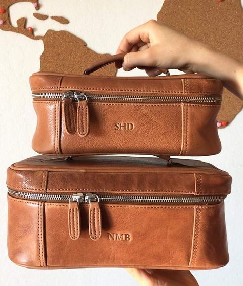 PREORDER - Large toiletry bag - Makeup bag leather - Leather dopp kit - Personalized wash bag - Leather cosmetic bag - Groomsmen gift - dopp Monogrammed Makeup Bags, Large Toiletry Bag, Toiletry Bag Women, Personalized Cosmetic Bags, Essential Oil Bag, Leather Dopp Kit, Large Makeup Bag, Oil Bag, Leather Cosmetic Bag