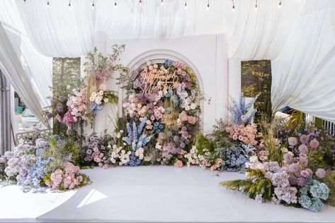 Blue Bridal Shower Decorations, Dekor Lamaran, Wedding Color Pallet, Wedding Background Decoration, Wedding Entrance Decor, Wedding Stage Design, Garden Theme Wedding, Wedding Backdrop Design, Dream Wedding Decorations