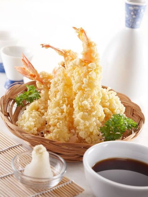 Shrimp Tempura Recipe  Ingredients  3 quarts vegetable oil 1 1/2 lbs colossal shrimp peeled, deveined, tails left on. 1 1/2 cups flour 1/2 c... Shrimp Tempura Recipe, Tempura Recipe, Japanese Desserts, Shrimp Tempura, 12 Tomatoes, Fried Shrimp, Sushi Recipes, Japanese Cooking, Japanese Dishes