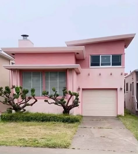 Vaporwave House Exterior, Retro Modern House Exterior, Retro Futurism House Exterior, 1960s House Exterior, 50s House Exterior, Retro House Exterior, 50s House, Character House, Housing Community