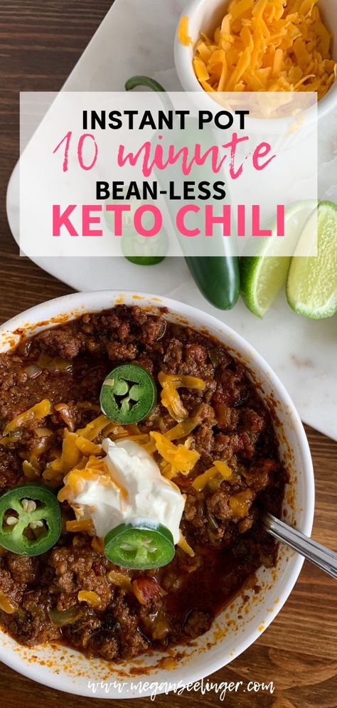 Instant Pot 10 Minute Bean-less Chili Recipe great for a quick keto dinner! Made in a Ninja Foodi, perfect for a last minute meal idea. #keto #chili #instapot #beanless #chilichilibangbang #foodi #myninjamyninja Quick Keto Dinner, Instant Pot Chili Recipe, Beanless Chili, Instant Pot Chili, Keto Instant Pot, Keto Chili, Ninja Foodi, Chili Recipe, Keto Dinner