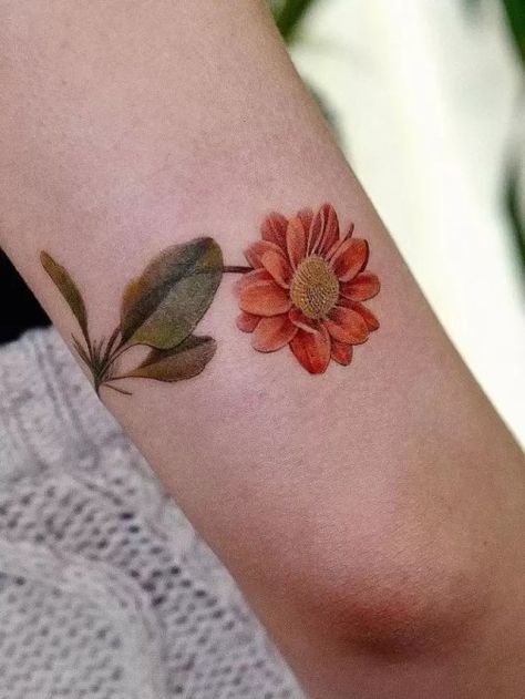 Watercolor Tattoo Filler, Red Daisy Tattoo, Tattoo Daisies, Watercolor Daisy Tattoo, Gerber Daisy Tattoo, Gerbera Daisy Tattoo, White Daisy Tattoo, Daisy Tattoo Meaning, Daisy Chain Tattoo