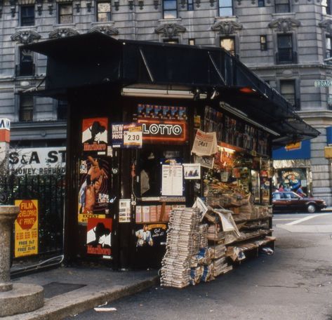 These Photos of ’90s Newsstands Will Take You Back to a Grittier (and Cheaper) New York City Newspaper Stand, 90s New York, Eugene Atget, New York Vibes, New York City Aesthetic, Magazine Stand, Mini Store, Creative Women, Dark City