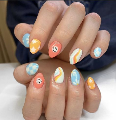 Cute Nail Ideas, Cowboy Nails, Teen Nails, Colourful Nails, Retro Nails, Spring Acrylic Nails, Hippie Nails, Cute Simple Nails, Colorful Nail