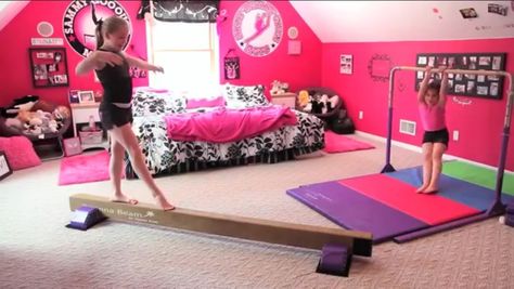 Gymnastics Room Decor, Gymnastics Bedroom, Gymnastics Room, Hangout Room, Gymnastics Equipment, Dance Rooms, Gymnastics Gym, Gymnastics Videos, Balance Beam