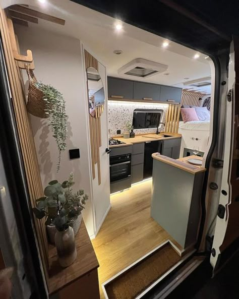 Vw Crafter Camper, Iveco Daily Camper, Van Life Aesthetic, Self Build Campervan, Camper Diy, Camper Interior Design, Tiny House Camper, Adventurous Life, Love Henry