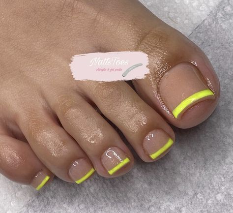 Neon Pedicure, Neon Toe Nails, French Tip Toes, Black French Nails, Bella Nails, Cute Nail Colors, Acrylic Toe Nails, Acrylic Toes, Closet Layout