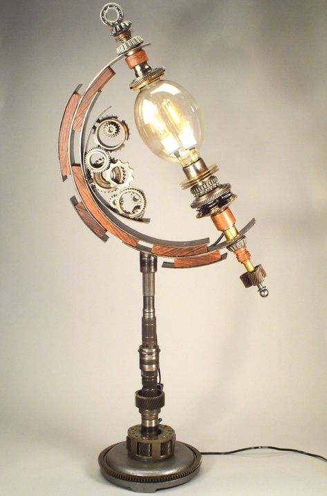 Steampunk Lamp Diy, Steampunk Floor Lamp, Décor Steampunk, Lampe Steampunk, Steampunk Furniture, Steampunk House, Handcrafted Lamp, Steampunk Lighting, Steampunk Decor