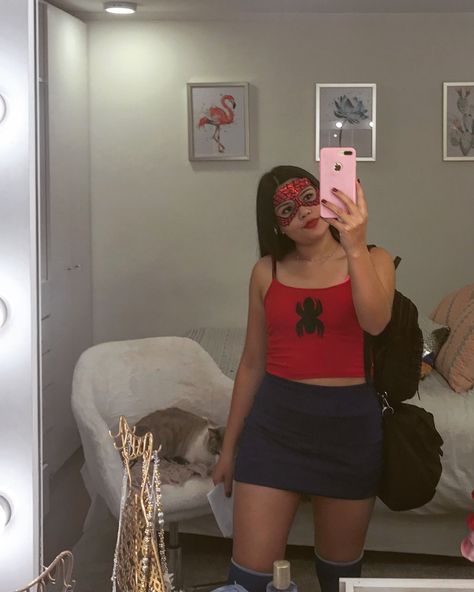 Cute Spider Man Costume, Diy Spider Man Costume Women, Diy Spiderman Costume For Women, Cute Spiderman Costume, Spiderman Costume Aesthetic, Spider Man Costume Girl, Spider Man Girl Costume, Spiderman Diy Costume, Spiderman Halloween Costumes For Women